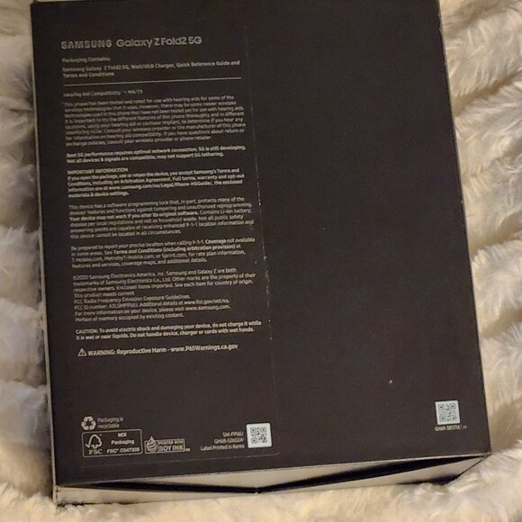 Samsung Galaxy Z Fold 2 5G Black Empty Phone BOX (no phone) + All Inserts - Picture 4 of 11